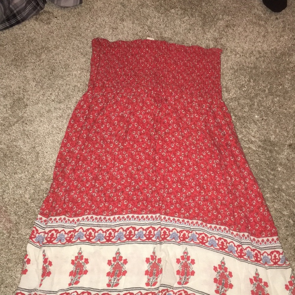 Short strapless sundress